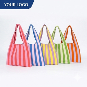 Borsa da Spiaggia Grande a Righe Colorate 2026, Borsa a Spalla all'<span class=keywords><strong>Uncinetto</strong></span> Fatta a Mano, Borsa Shopping Estiva Intrecciata a Contrasto Colore, Personalizzabile dalla Fabbrica - Product Image 1