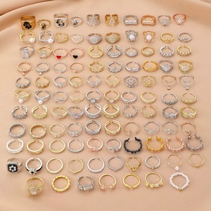 Set <span class=keywords><strong>di</strong></span> anelli in oro perla retrò, alla moda regalo con anello a farfalla, accessori per <span class=keywords><strong>gioielli</strong></span> in acciaio inossidabile - Product Image 1