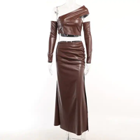 Damen Party Sexy Neues Design PU-Leder One-Shoulder Enganliegendes Kleid Zweiteiler-Set