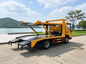 Nuevo Camión Portacoches Ligero Howo 4x2, con Elevador Hidráulico <span class=keywords><strong>de</strong></span> Doble Plataforma, para Transporte <span class=keywords><strong>de</strong></span> 2 Autos en Ciudad y Rescate en Carretera - Product Image 3