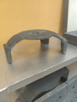 Support de four réfractaire à 3 pieds en carbure de silicium, forme de plaque, pour cuisson industrielle de céramique et soudage à haute température
