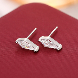 Boucles d'oreilles en or blanc avec diamants taille princesse, bijoux classiques naturels pour femmes, E2383 - Product Image 4