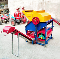 Machine robuste de décorticage et de ramassage d'arachides diesel pour usage agricole, ramasseur automatique d'arachides pour conditions de terrain sec et humide