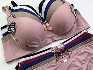 2,45 Dollari Y6002 #   Set Reggiseno Plus Size 42D-52D con Chiusura Posteriore a 3 Ganci, Ferretto e Push-up, con Slip e Stampe di Strass - Product Image 3