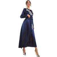Robe longue en satin bleu marine MAG à manches longues avec broderie florale blanche, ceinture élégante, modeste, formelle, pour soirée, sur mesure OEM/ODM