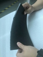 Écran LED d'affichage publicitaire extérieur flexible à panneau géant en maille incurvée bicolore 3D P2 P3 P10 à prix avantageux