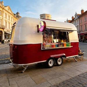 Camión de Comida Móvil Retro Rojo y Blanco para Helados y Comida Rápida, de Alta Visibilidad para Uso en Exteriores, de Acero Inoxidable, 13 pies de Largo - Product Image 4