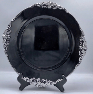 Piring Pengisi Daya Antik Putih Bulat Vintage, untuk Pengaturan Meja - Product Image 3