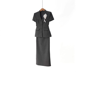Abito Midi Donna S~P Primavera Estate 2026 Nuovo Grigio Misto con Decorazione Floreale a Spilla Staccabile - Product Image 3