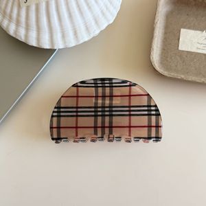 Pince à cheveux classique en plastique à motif écossais, pince requin à motif géométrique, accessoire capillaire pour femme pour usage quotidien - Product Image 2