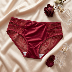 Culottes de bikini en satin de luxe pour femmes, avec dentelle et découpes, taille mi-haute, en maille transparente, respirantes, douces et extensibles - Product Image 3