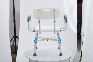 เก้าอี้อาบน้ำอลูมิเนียมคุณภาพพรีเมียมพร้อมที่วางแขน ป้องกันการลื่น เก้าอี้อาบน้ำสำหรับผู้ป่วย - Product Image 2
