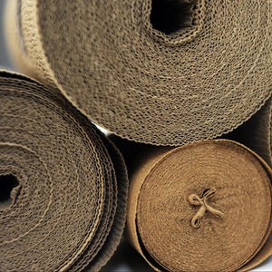 Fabriqué en Italie, papier crépon recyclé de la marque Carte Dozio, papier d'emballage écologique, papier d'emballage logistique - Product Image 1