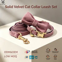 Ensemble collier et laisse pour chat en velours de luxe, avec nœud papillon et clochette, plusieurs couleurs unies et couleur personnalisée disponible, vente en gros