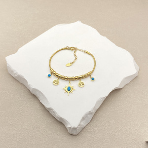สร้อยข้อมือสแตนเลสสตีลชุบทอง 18K PVD ประดับด้วยเทอร์ควอยซ์ลายต้นไม้แห่งชีวิตและลายพระอาทิตย์สไตล์โบฮีเมียน |   กันน้ำ ป้องกันการแพ้ และไม่ซีดจาง - Product Image 4