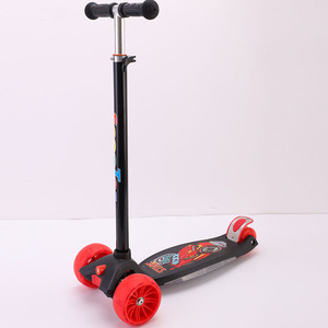 Patinete para niños 3 en 1 con altura ajustable para niños de 1 a 12 años, diseño ligero en rojo y azul - Product Image 2