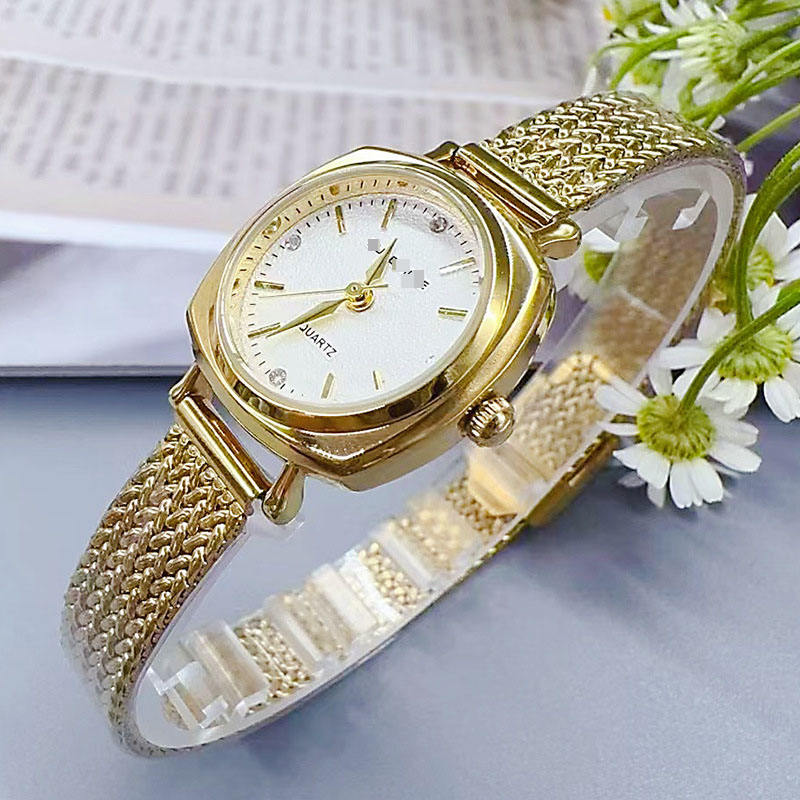 1-Toute la farine d'or et blanche