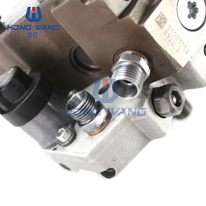 Pièces de rechange d'excavateur d'origine de haute qualité 0445020067 10501-7005A Pompe d'injection de carburant Garantie 1 an pour Doosan DX225LC - Product Image 1