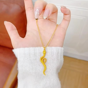Nouveau Collier Serpent Ancien Spirituel Dharma, Bijou de Mariage Polyvalent et Tendance pour la Clavicule, Symbole du Zodiaque Chinois - Product Image 4