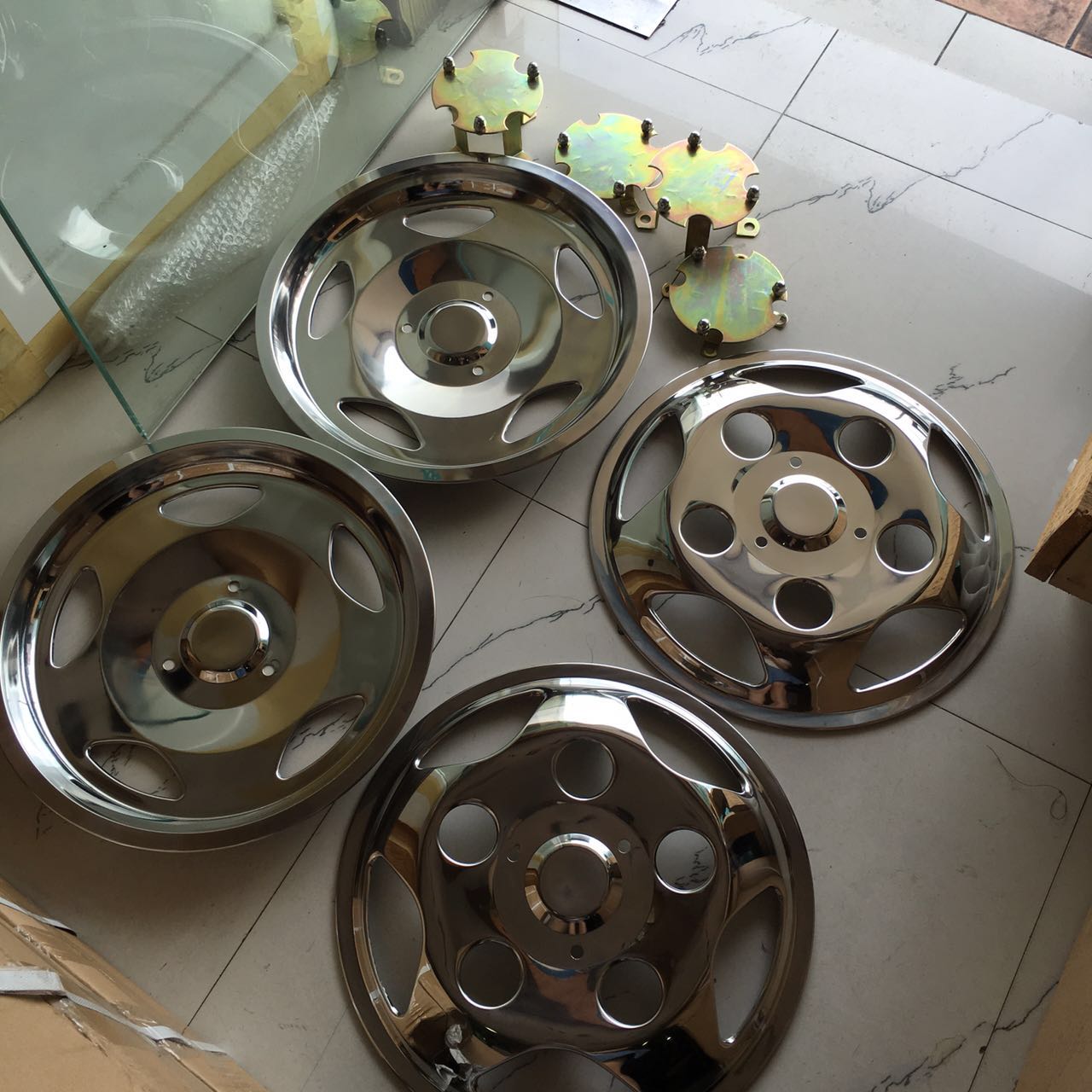 17,5 дюймовая Крышка для гайки колеса с ободом из нержавеющей стали 304 для hiace/Coaster