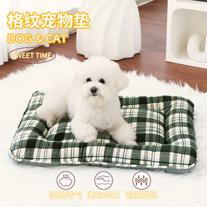 Coussin carré pour animaux de compagnie Chongdongyuan, design à carreaux, épais et chaud, pour chien et chat, rembourrage en fibre de polyester respirante, lavable à la main - Product Image 2