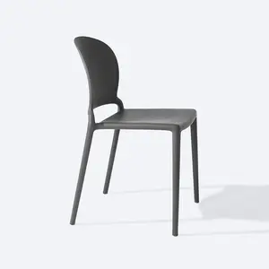 อิตาลีออกแบบโมเดิร์น PP พลาสติกห้องรับประทานอาหารห้องนั่งเล่นเก้าอี้พักผ่อนสำหรับคาเฟ่และโรงแรม