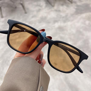 Gafas de Sol Qianai con Marco Cuadrado, Unisex, Marco de PC, Protección UV400, Color Gris, Tipo 3 - Product Image 5