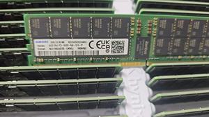 โมดูลหน่วยความจำ Original M321R4GA0PB0-CWM 32GB DDR5 RDIMM 5600 Mbps 1.1V Smart Memory สำหรับเซิร์ฟเวอร์ - Product Image 5