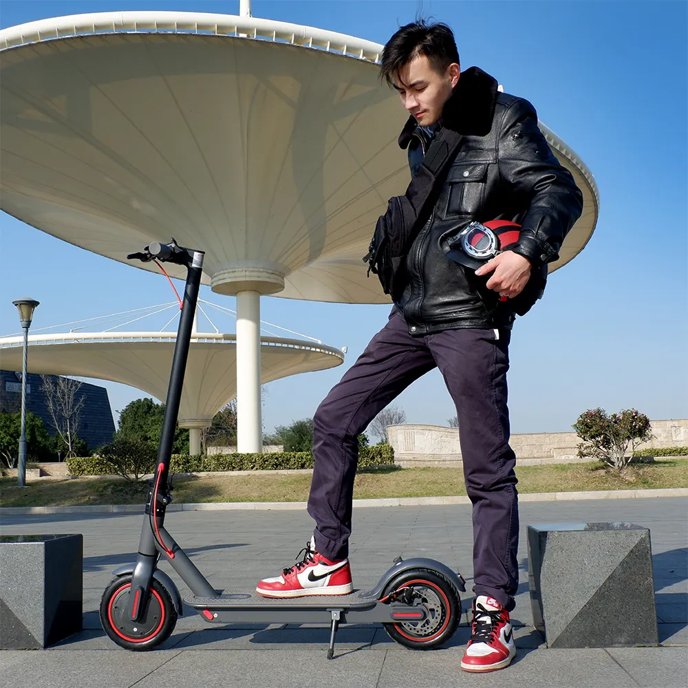 New Arrival Xiami EU Warehouse 8.5 Inch 350W 36V Aovo Pro Adult Scooters