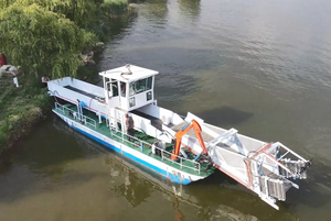 Bateau <span class=keywords><strong>de</strong></span> désherbage hydraulique robuste pour grands lacs et barrages - Product Image 2