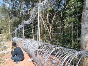 Fil de fer barbelé de haute qualité et bon marché, fil de fer barbelé anti-escalade, clôture en fil de fer barbelé, clôture de sécurité en concertina, fil de fer barbelé de sécurité, 100 m - Product Image 6