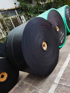 Bande transporteuse à paroi latérale / à dessus rugueux en chevron DIN22102 EP série NN 800 mm 1400 mm, bande de mine à paroi ondulée / coupe de pierre de ciment - Product Image 3