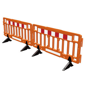 Barriera di Sicurezza Stradale in Plastica HDPE Durevole Cancello di Controllo Folla con Elementi Riflettenti Vendita all'Ingrosso - Product Image 5