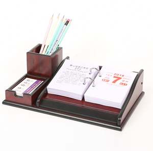 Organizador de Escritorio Multifuncional 2025, Juego de Artículos de Oficina, Calendario de Madera, Portaplumas, Ranura para Tarjetas, Regalo Empresarial para Escritorio - Product Image 6