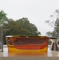 Baignoire autoportante ovale moderne et confortable en résine pure transparente, écologique et durable, pour bain à l'italienne en intérieur 5