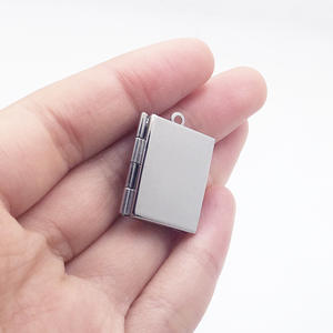 Forma di libro in acciaio inossidabile lucidato su misura per collana con ciondolo medaglione foto fai da te - Product Image 5