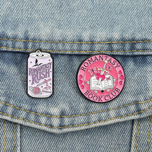 Romantasy Kitap Kulübü Emaye Rozetleri Fantezi Okuyucu Romantasy Rush Kitapsever Broş Yaka Rozeti Takı Toptan Satış - Product Image 1