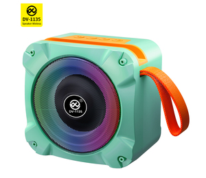 Altavoz Portátil con Luz RGB, Correa de Mano, Antena Telescópica, Radio FM, Mini Altavoz Inalámbrico de Alta Fidelidad - Product Image 6