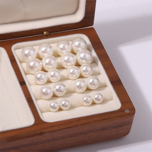 ต่างหูสแตนเลสสตีลชุบทอง 18k ประดับมุกน้ำจืดคุณภาพสูง - Product Image 3