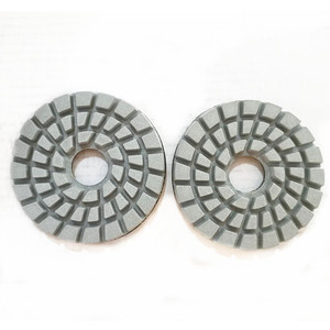 Tampon de <span class=keywords><strong>polissage</strong></span> diamanté flexible JDK 4 pouces 7 étapes pour granit, quartzite, béton, pierre d'ingénierie, utilisation humide et sèche 100 mm - Product Image 1