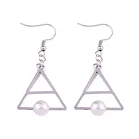 Pendientes de perlas de doble triángulo, joyería Retro de viento Simple, con Clip para las orejas geométricas multicapa, venta al por mayor