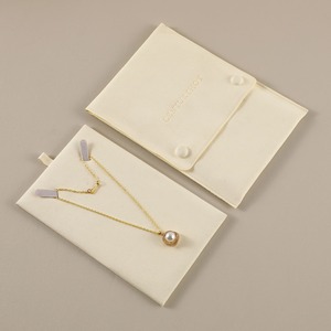 ถุงใส่เครื่องประดับไมโครไฟเบอร์พิมพ์โลโก้ได้ คุณภาพสูง พร้อมช่องใส่ของ ถุงของขวัญกำมะหยี่สำหรับสร้อยคอ - Product Image 1