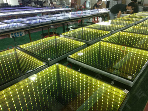 Venta directa de fábrica 50*50cm Infinite Tunnel Mirror Iluminación a todo color Led 3D Infinite Stage <span class=keywords><strong>Dance</strong></span> Floor para escenario Evento de boda - Product Image 5