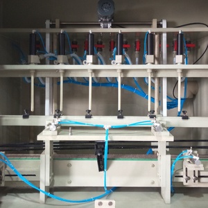 Linea di prodotti per la pulizia della macchina di rifornimento del deodorante della toilette per l'imbottigliamento dell'acqua del fluido di cloro liquido acido forte anticorrosivo automatico - Product Image 5