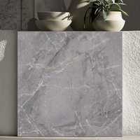 Carreaux de porcelaine modernes 600x600 gris foncé effet marbre, pleine masse, antidérapants pour hall d'hôtel, revêtement de sol commercial, salle de bain, villa - Firebrick