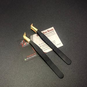 Pinzas de extensión de pestañas de Oro Negro OEM personalizables profesionales Punta puntiaguda de acero inoxidable sostenible - Product Image 1