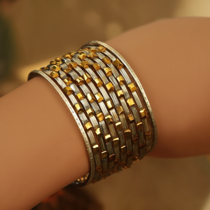 กำไลข้อมือแฟชั่น สแตนเลสสตีล 316L ชุบทอง PVD ทนทาน เป็นมิตรต่อสิ่งแวดล้อม - Product Image 3