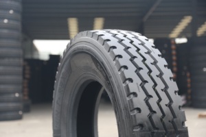 Neumáticos Nuevos LCH T-REX 10.00R20 11.00R20 11R22.5 315/80R22.5 Etc. Neumático Radial para Camión con Cámara Interior y Solapas - Product Image 4
