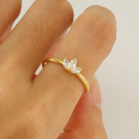 Nouvelle conception de bague en zircone cubique, acier inoxydable non ternissant, plaqué or, petite bague ouverte mignonne en forme de goutte d'eau en zircon