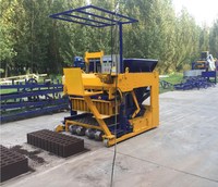 Machine automatique de fabrication de blocs de ciment emboîtables mobiles à commande PLC et pression hydraulique